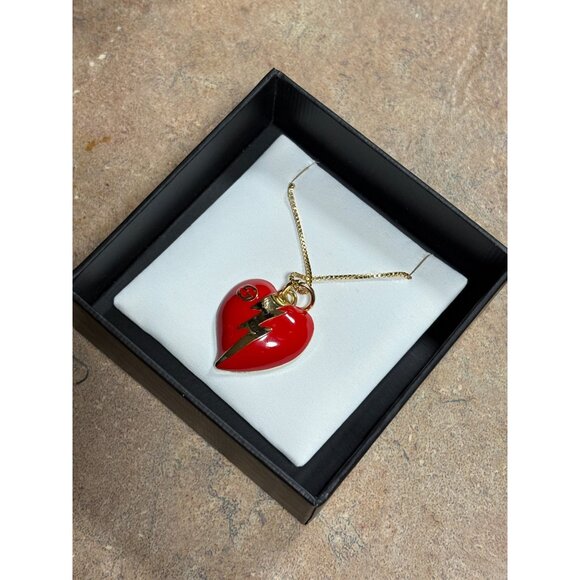 Authentic Gucci Red Heart Zipper Charm & Box Unbranded 16” Gold-Plated Chain - Picture 3 of 11